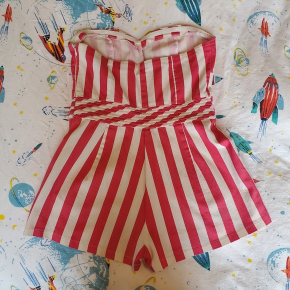 Super Cute Strapless Candy Striper Romper - Picture 6 of 13